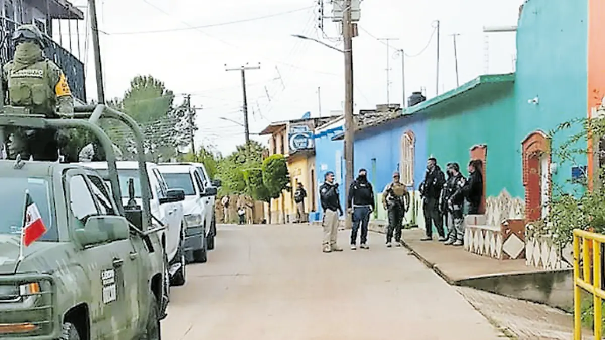 Arribo de convoy militar a la comunidad de Ermita de los Correa, Jerez, Zacatecas